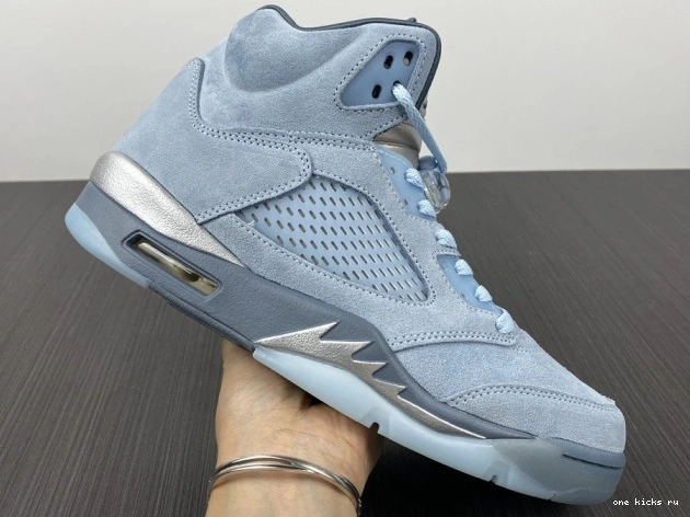 Rep DD9336-400 Jordan (W) Retro Bluebird Air 5 0705
